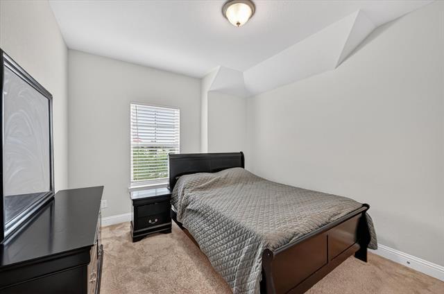 Building Photo - 7213 Willow Thorne Dr