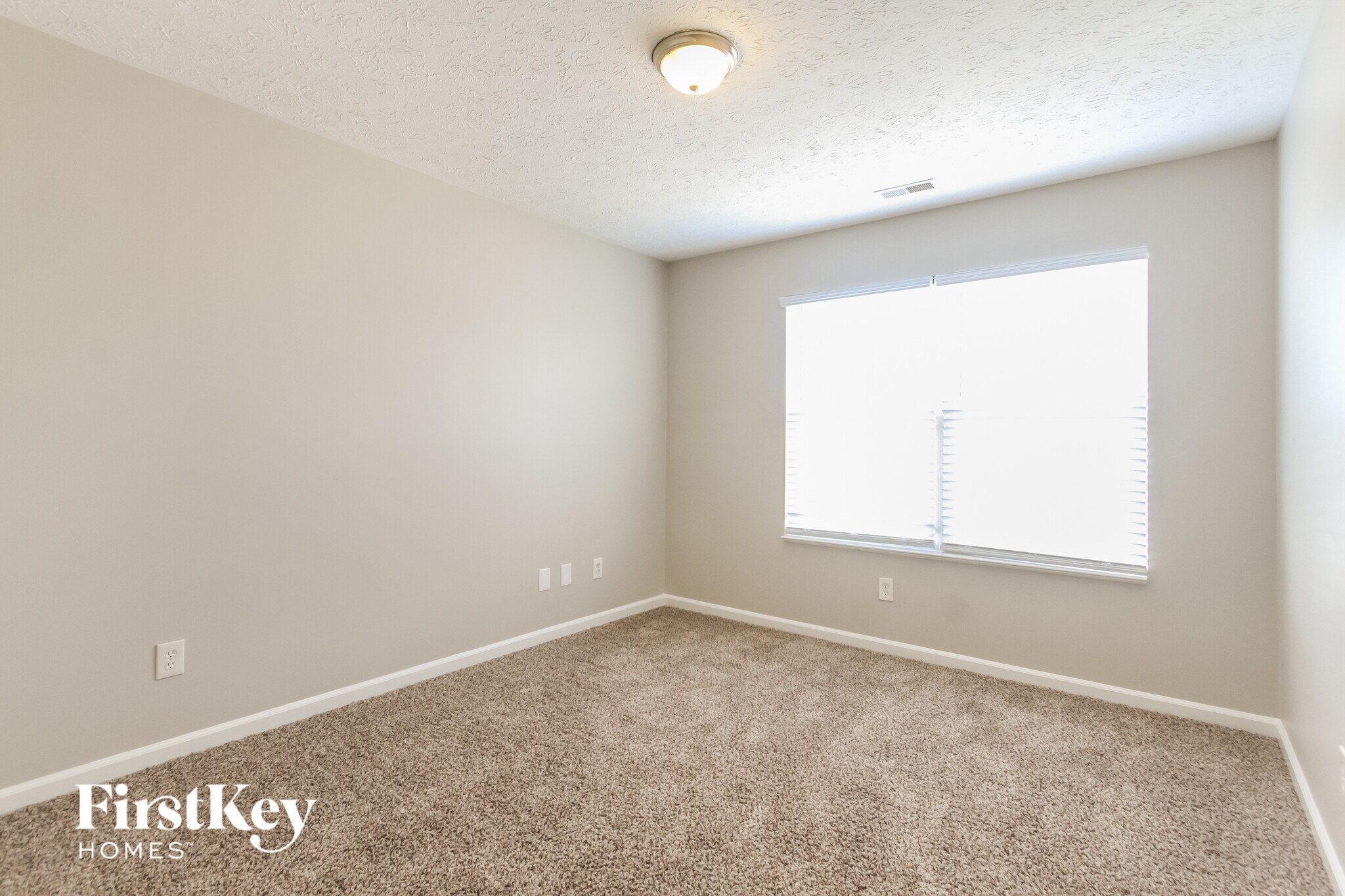 Building Photo - 7250 Pipestone Dr