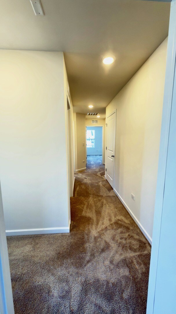 Building Photo - 659 Switchgrass Wy