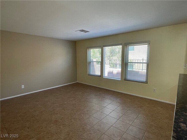 Building Photo - 534 Swiss Cottage Ave
