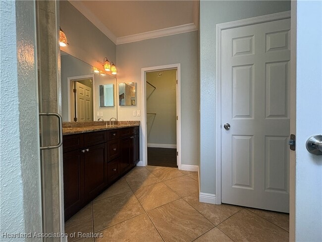 Building Photo - 5548 Castania Dr