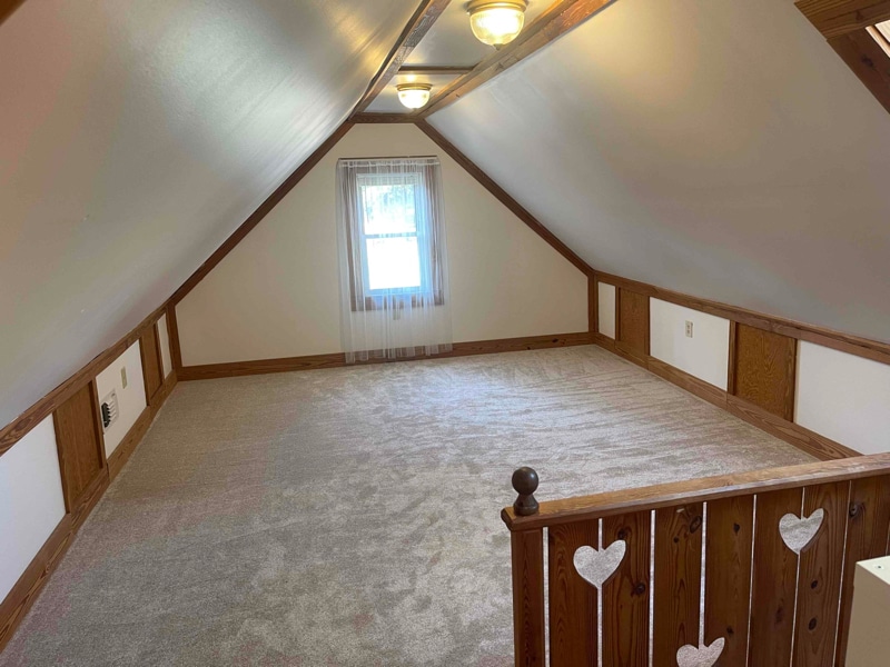 Building Photo - 162 Johnson St