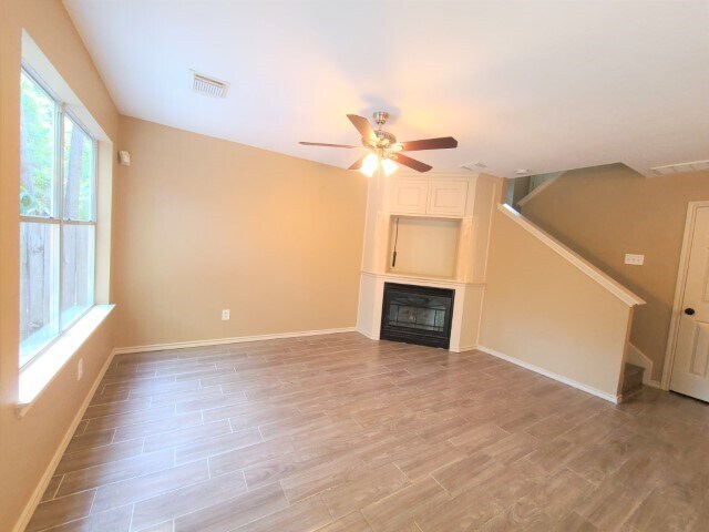 Building Photo - 138 S Walden Elms Cir