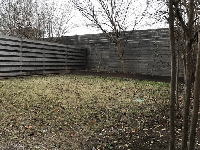 Building Photo - 2212 Iva Ln