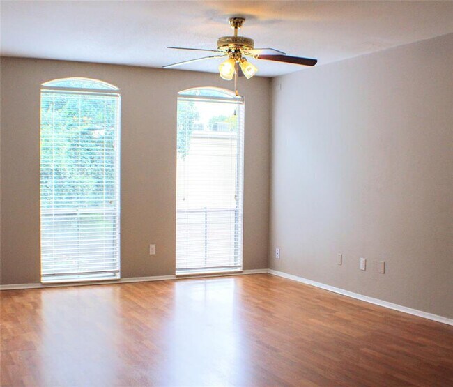 Building Photo - 4633 Wild Indigo St