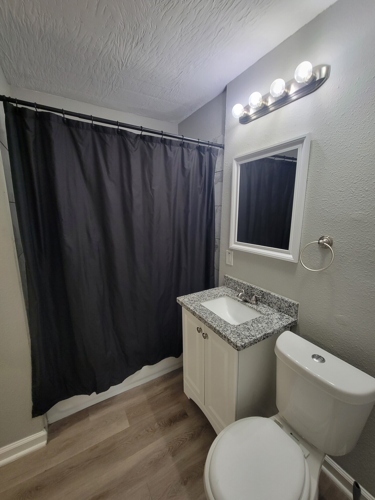 Bathroom - 320 S Ashbel St