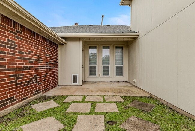 Building Photo - 1941 Harvester Dr