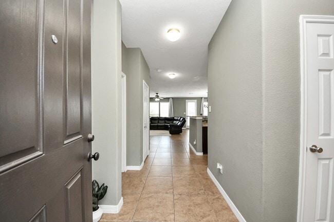 Building Photo - 1601 Bel Riposo Ln