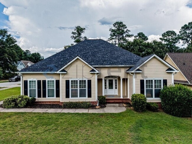 Building Photo - 1101 Highmoor Ln