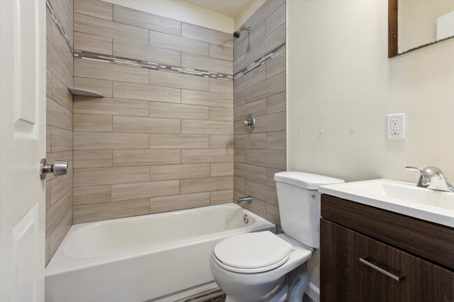 Building Photo - 1804 W Montgomery Ave