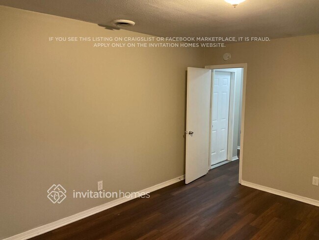 Building Photo - 216 Jousters Ln NW