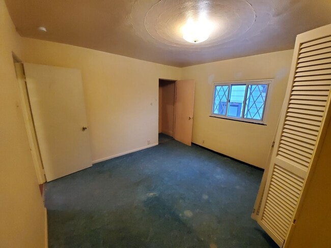 Building Photo - COMING SOON! This is a Lease-to-Own – Not ...
