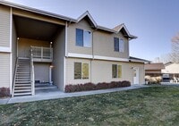 Building Photo - NE Bend Rental Near St. Charles Hospital | 2 Bed, 1 Bath | Off-Street Parking | 97701