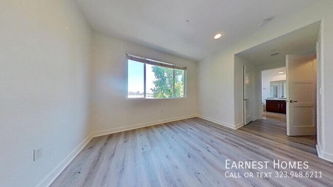 Building Photo - 14412 Killion St