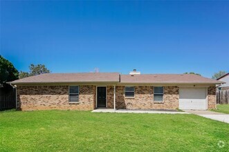Building Photo - 619 Prairie View Dr