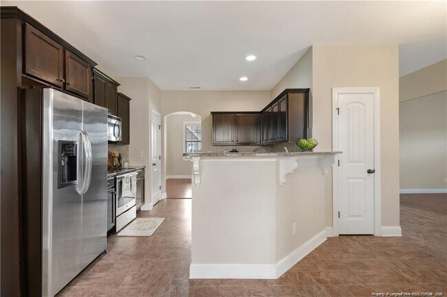 Building Photo - 1048 Ronald Reagan Drive