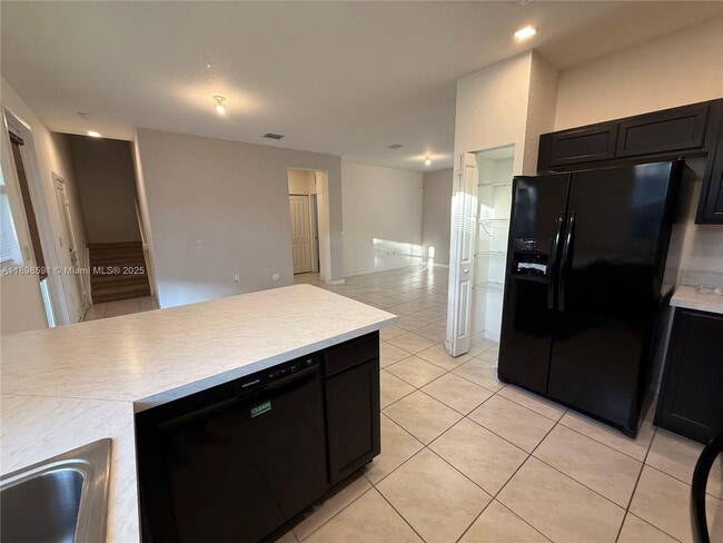 Building Photo - 24340 SW 117th Ave