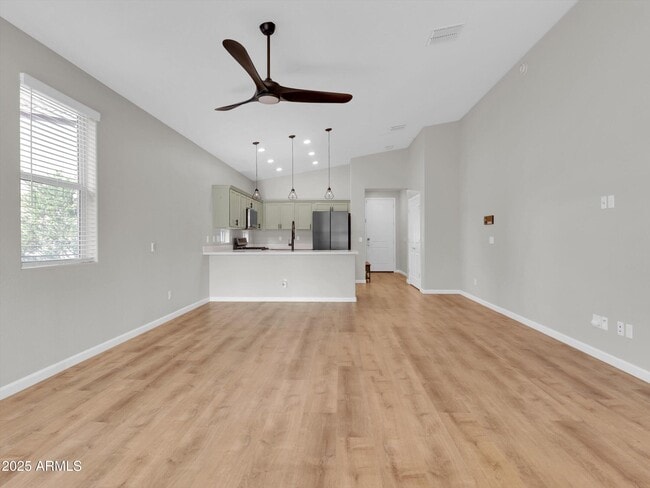 Building Photo - 3405 W Alta Vista Rd