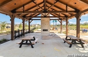 Building Photo - 14106 Llano St