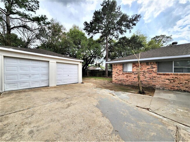 Building Photo - 946 Beachcomber Ln