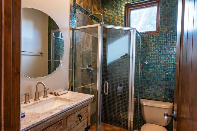 Building Photo - Furnished 3 Bedroom Entrada Home!!