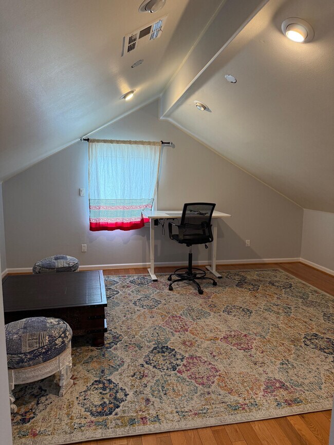 Building Photo - 15206 Chanera Ave