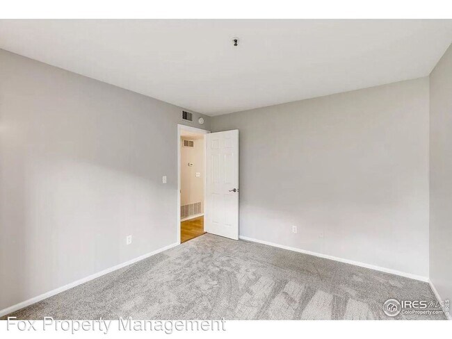Building Photo - 2 br, 2 bath House - 575 Manhattan Drive U...