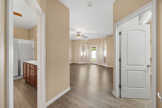 Building Photo - **Charming Home for Rent in Damonte Ranch**