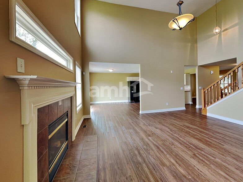 Building Photo - 7305 Holderman St