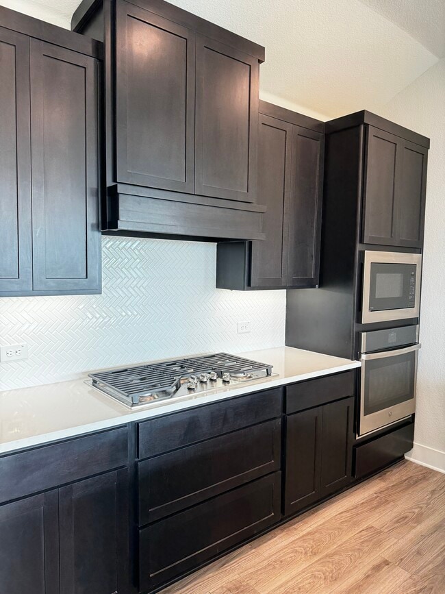 Building Photo - 2701 Painted Trl