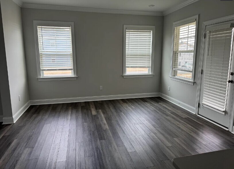 Building Photo - 152 Canyon Gap Way
