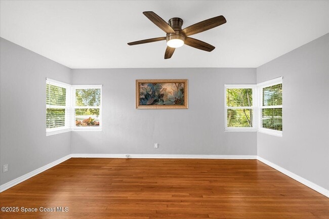 Building Photo - 118 S Indian Cir