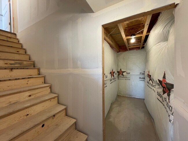 Building Photo - 3-Bedroom Townhome in Santaquin!