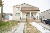 Building Photo - 59 Clinton Ave