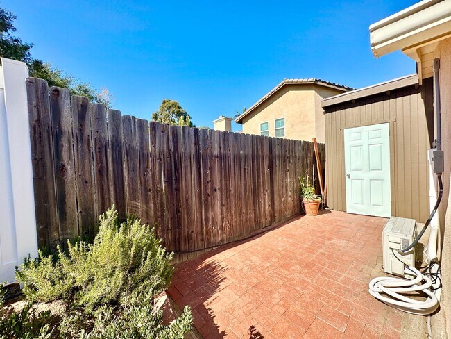 Building Photo - Lovely, Newly Renovated, & Fully-Detached Guest Home Unit on Gated and Private Country Property o...
