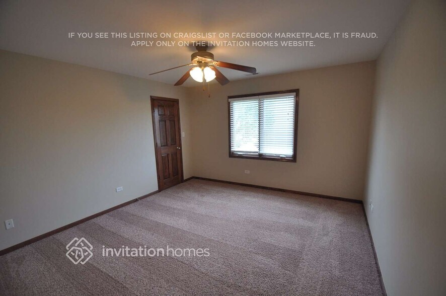 Building Photo - 21391 Longview Dr