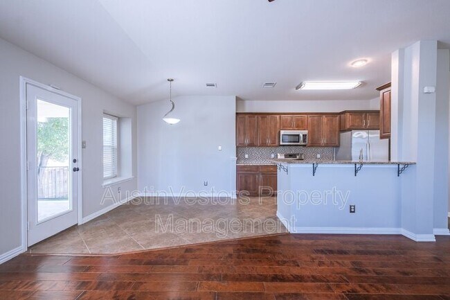 Building Photo - 645 Fort Thomas Pl