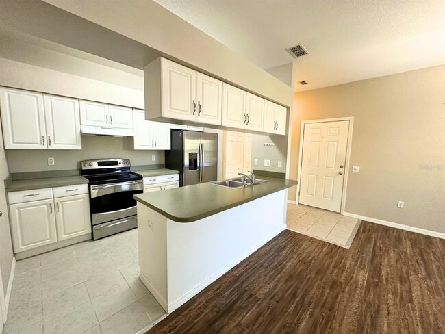 Building Photo - 1005 Eagle Pond Dr