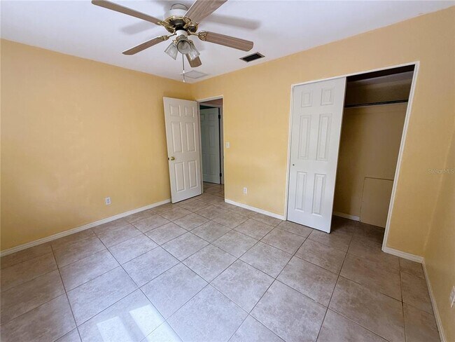 Building Photo - 8184 24th Ave N