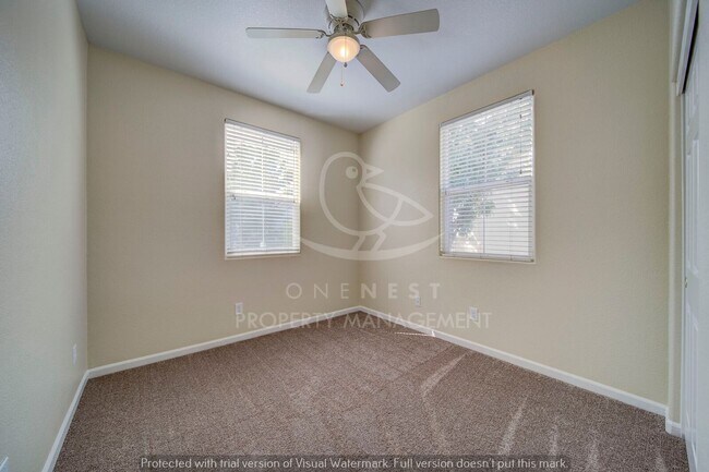 Building Photo - 316 Phoenix Cir