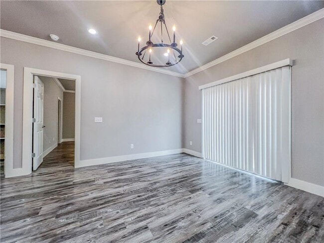 Building Photo - 1825 Woodhause Cir