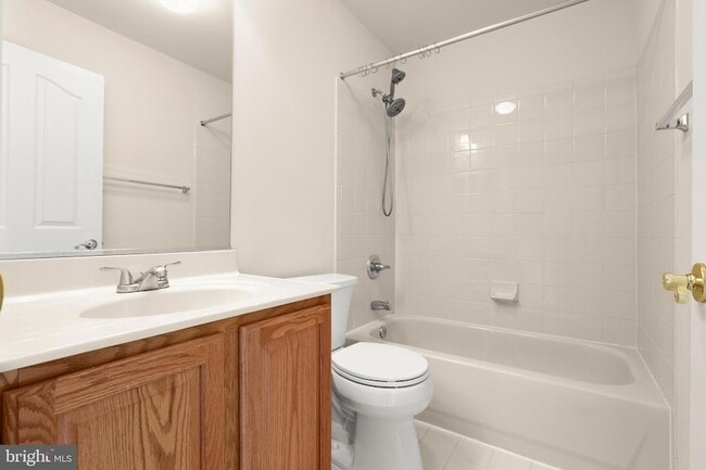 Building Photo - 618 Berwick Ct