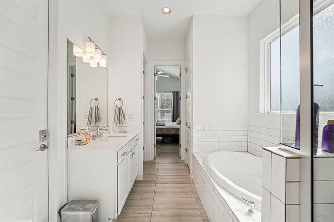 Building Photo - 7113 Garnet Mill Ln