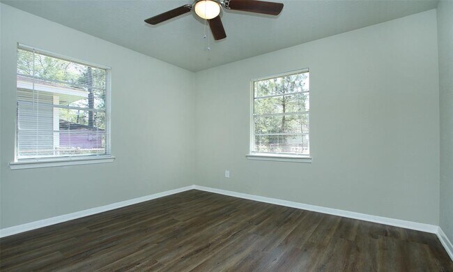 Building Photo - 6326 Guadalupe St