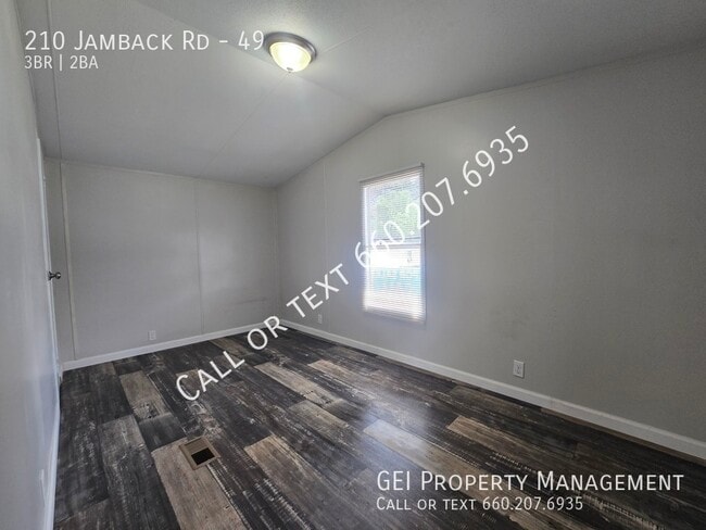 Building Photo - 210 Jamback Rd