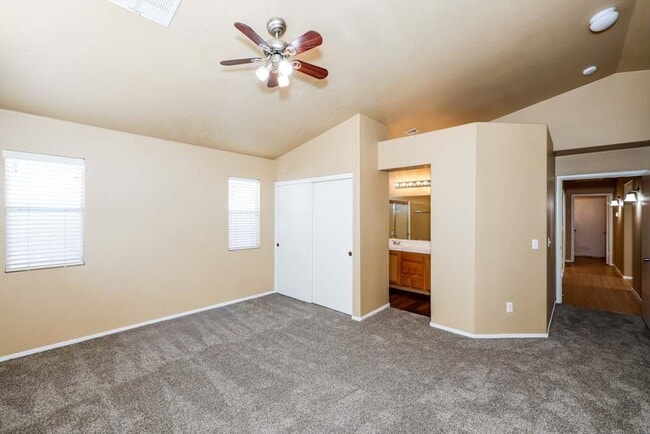 Building Photo - 7258 Golden Star Ave