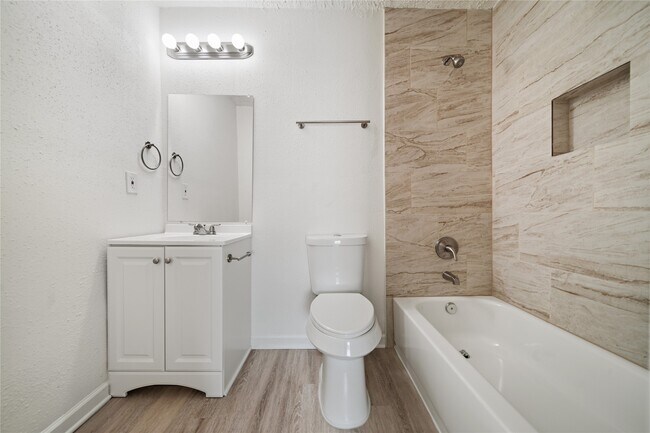 Building Photo - 2942 Knotty Oaks Trail