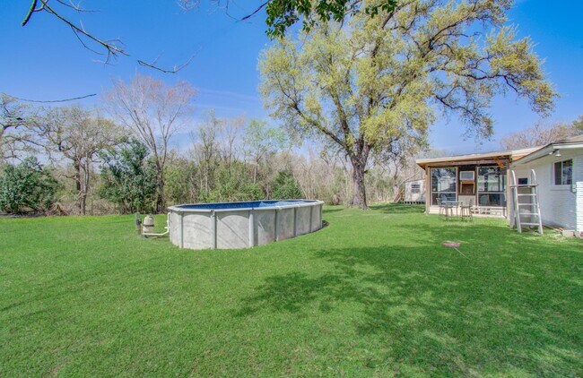 Building Photo - 12313 Kayla Ln