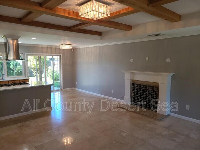 Building Photo - 17821 San Leandro Ln