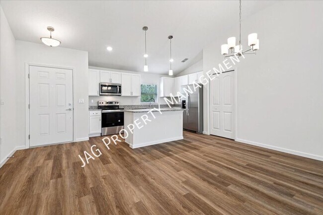 Building Photo - 174 Underwood Trl